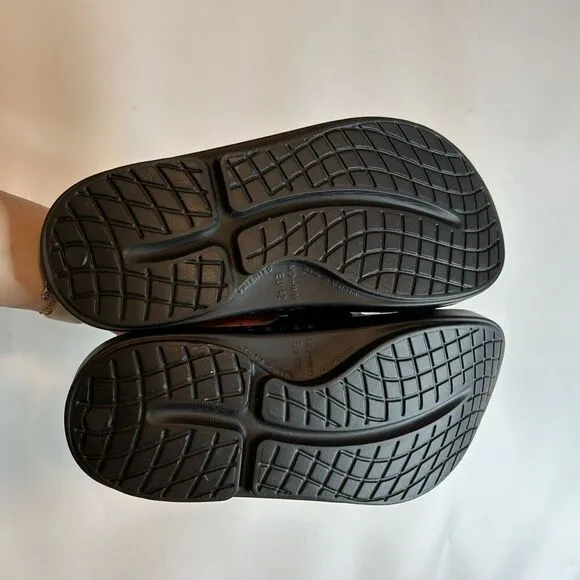 Oofos Ooahh Recovery Slide Sandals Mens 9 Womens 11 Black Rubber Slip On Comfort
