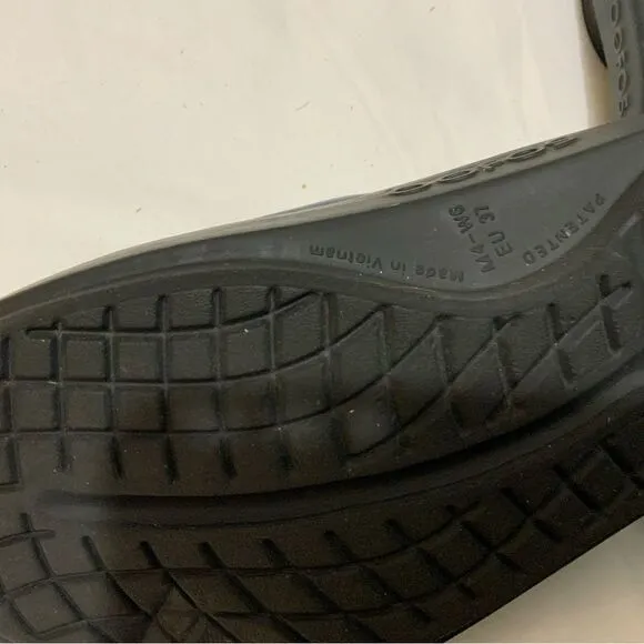 Oofos Ooahh Slide Sandals Womens Size 6 Black Recovery Comfort Sandals Mens 4