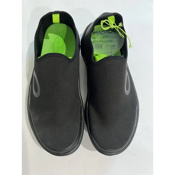 OOFOS OOMG Eezee Sneakers in Black