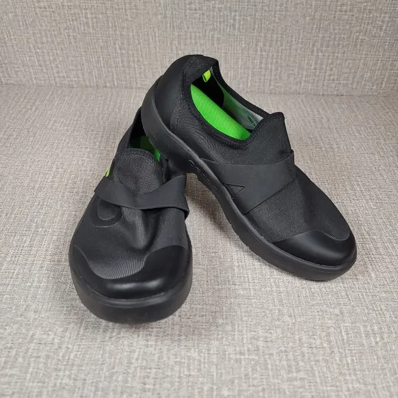 Oofos Oomg Recovery Loafers Mens US 10.5 EU 43.5  Black Slip On Shoes