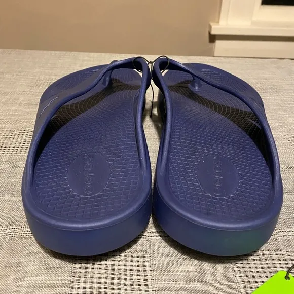 Oofos OOriginal Unisex BlueThong Wedge Comfort Sandal. Multiple sizes