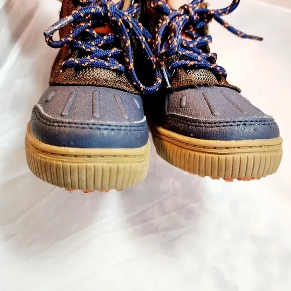 OshKosh B’Gosh Grayson B Urban Casual Lace Up Duck Boots Toddler 8 Waterproof