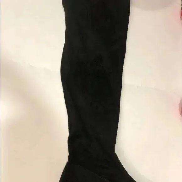 Over the knee stretch boots