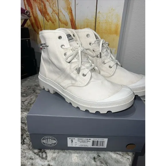 Palladium Palkabase Twill Hi Top Sneakers Star White Lugged Sole, Laces, Size 9