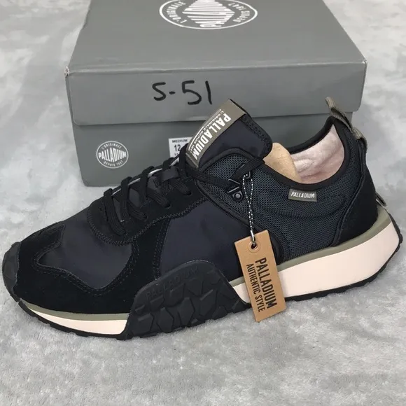 Palladium  Troop Runner  Black Sneakers Men's 12 Women's 13.5 New in Box
