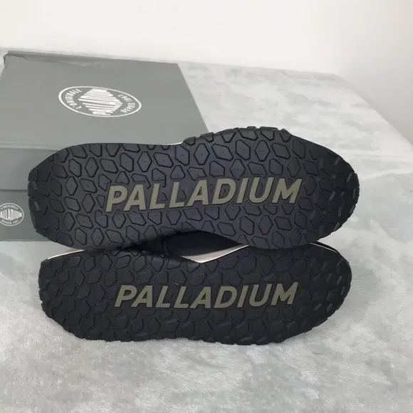 Palladium  Troop Runner  Black Sneakers Men's 12 Women's 13.5 New in Box