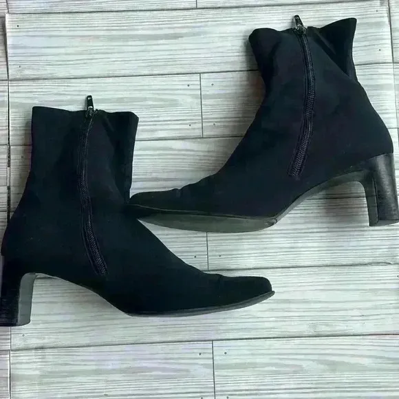 Paul Green vintage 1990’s Munchen Austria stretch ankle boots