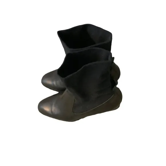 PAUL GREEN Women's Black Leather Almond Toe Block Heel Boots-Size 6