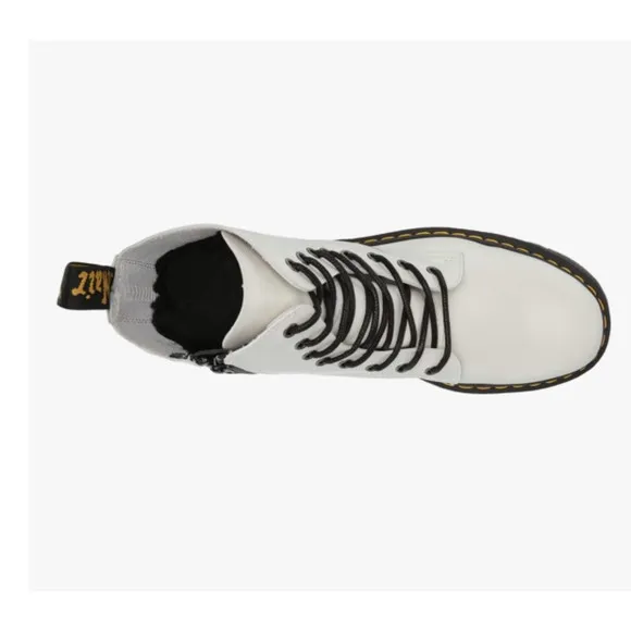 Platform JADON Doc Martens white women's US size 9 -10 Men's US 8