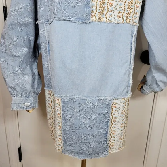 POL Oversized Patchwork Distressed Light Denim Shacket Size Large