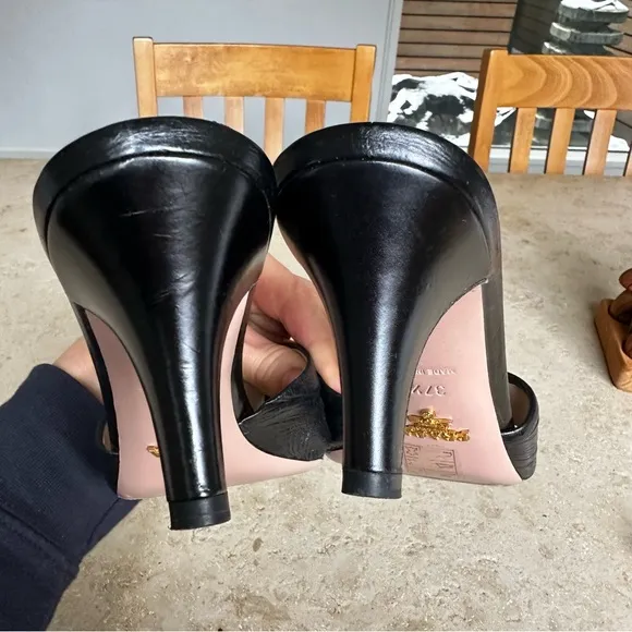 Prada Black leather slides 37.5