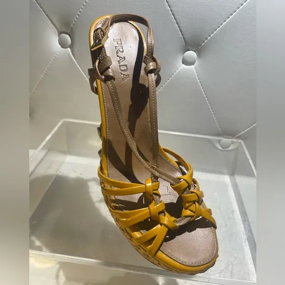 PRADA woven wedge strappy open toe sandals sz 39 made in Italy
