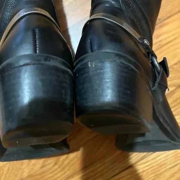 Pre-loved Vince Camuto Leather Riding Boot