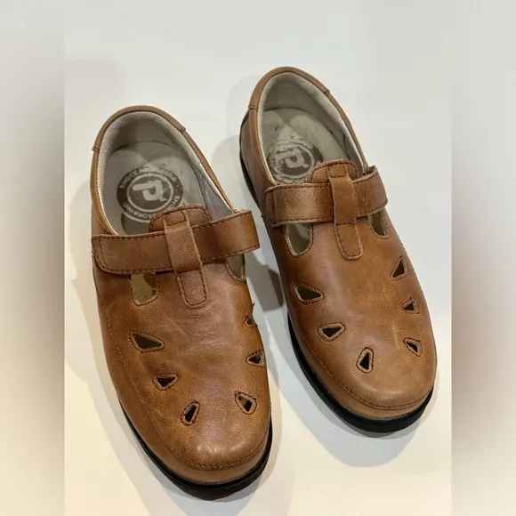 Propet ladybug orthopedic shoe size 6