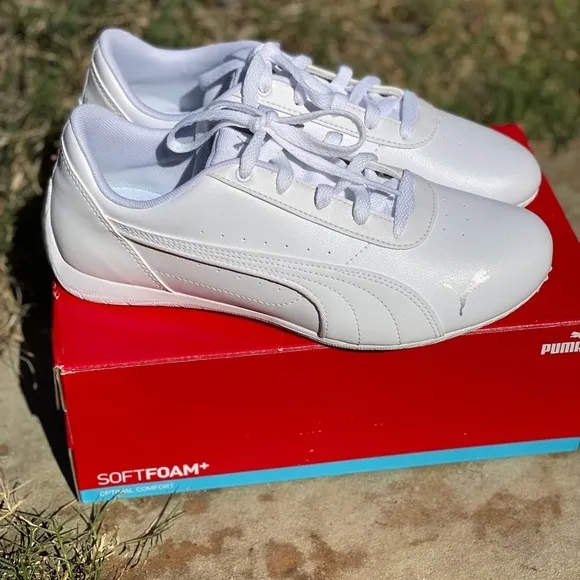 Puma neo cat unlicensed softfoam  all white sneakers 8.5 new condition