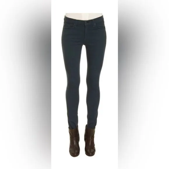 Rag &amp; Bone legging in PFD Green.  Like new condition! Size 28