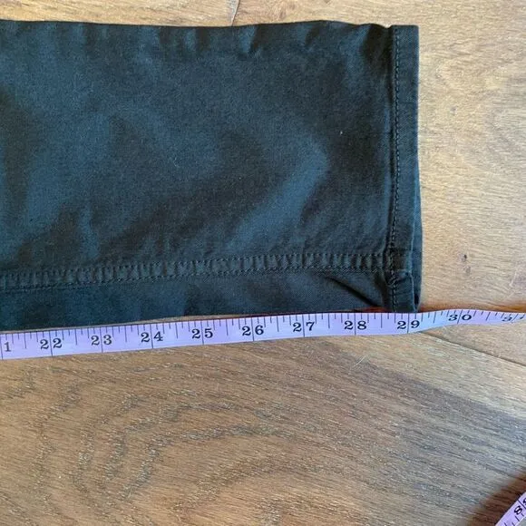 Rag &amp; Bone legging in PFD Green.  Like new condition! Size 28