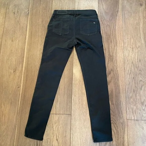 Rag &amp; Bone legging in PFD Green.  Like new condition! Size 28