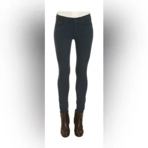 Rag &amp; Bone legging in PFD Green.  Like new condition! Size 28