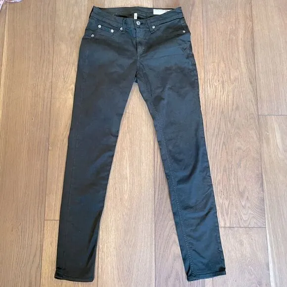 Rag &amp; Bone legging in PFD Green.  Like new condition! Size 28