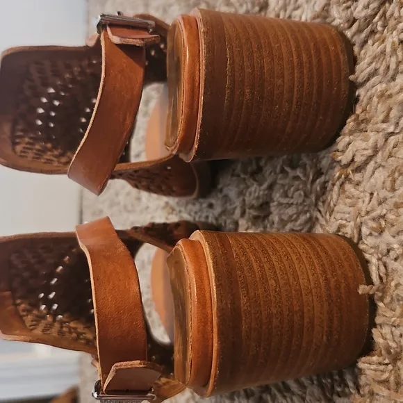 Rag &amp; Bone Wyatt Woven Leather Sandals Size 36.5