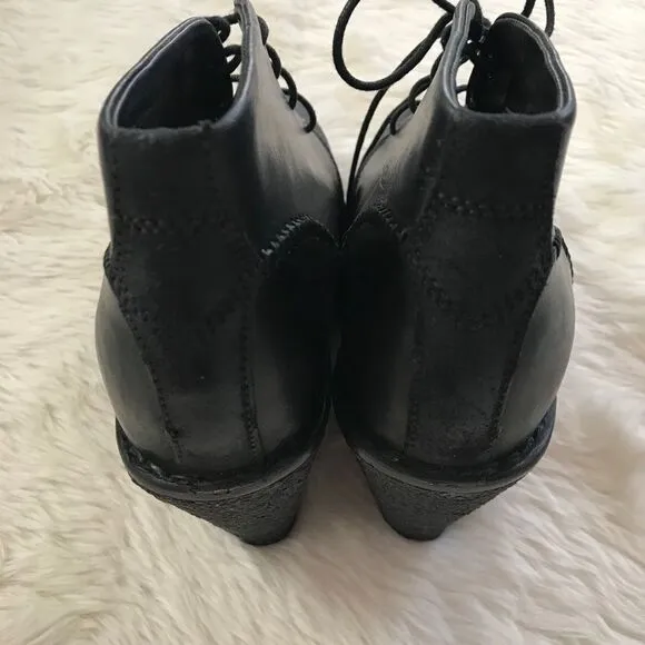 RAG &amp; BONE Black Wedge Leather Bootie Ankle Boot Distressed Odval Desert Size 7