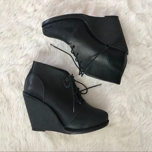 RAG &amp; BONE Black Wedge Leather Bootie Ankle Boot Distressed Odval Desert Size 7