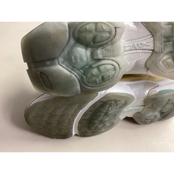 Reebok InstaPump Fury Millennium Sneakers White Leather Mens Size 9