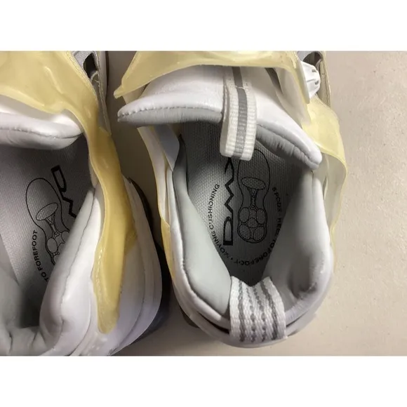 Reebok InstaPump Fury Millennium Sneakers White Leather Mens Size 9