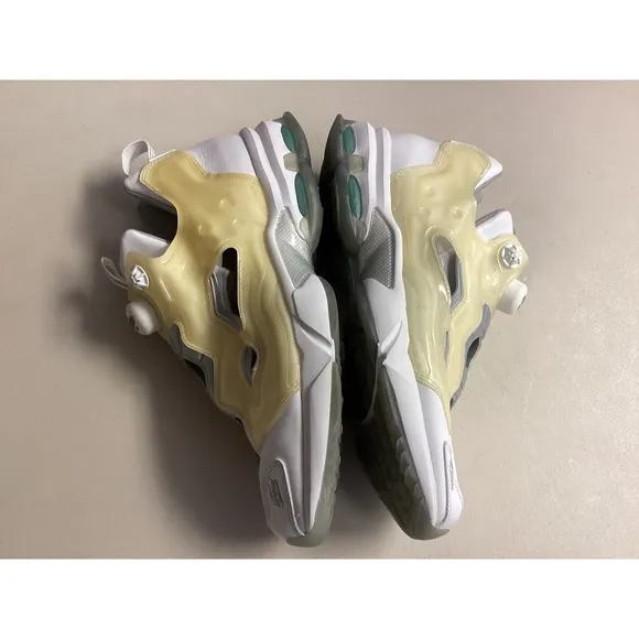 Reebok InstaPump Fury Millennium Sneakers White Leather Mens Size 9