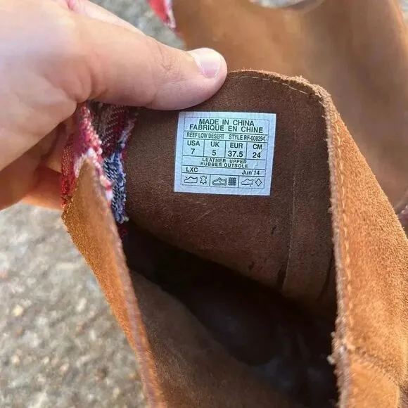 Reef Low Desert Boots