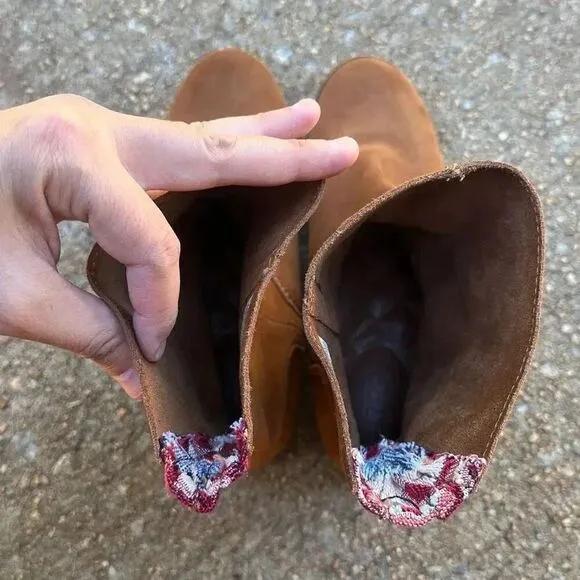 Reef Low Desert Boots