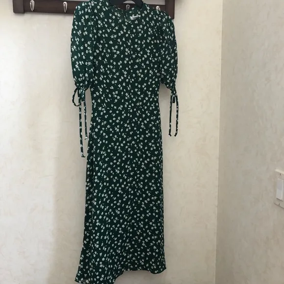 Reformation floral dress size 0
