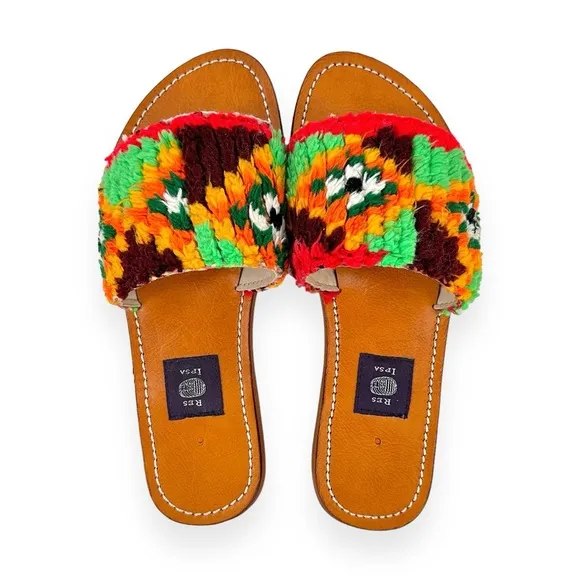 Res Ipsa Upcycled One Of A Kind Moroccan Rug Handmade Flat Leather Sandals sz 6