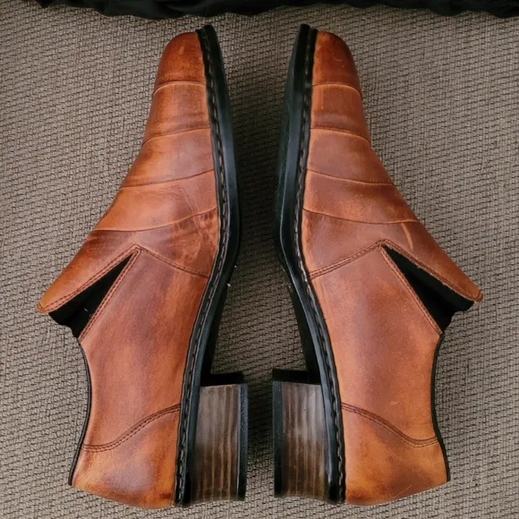 RIEKER ANTI STRESS GENUINE LEATHER DISTRESSED SLIP ON LOAFERS