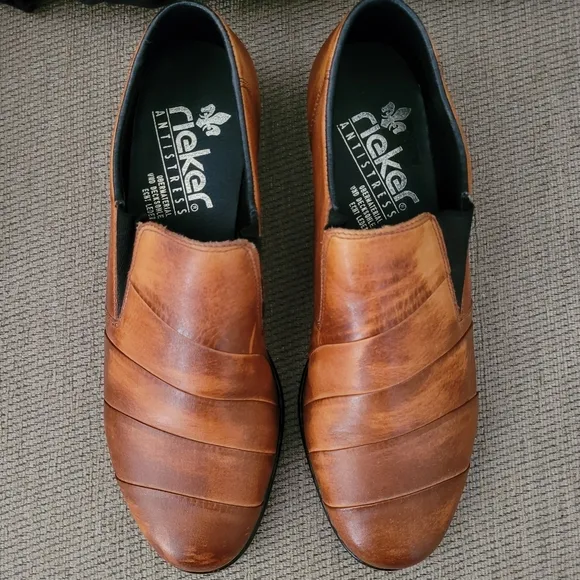 RIEKER ANTI STRESS GENUINE LEATHER DISTRESSED SLIP ON LOAFERS
