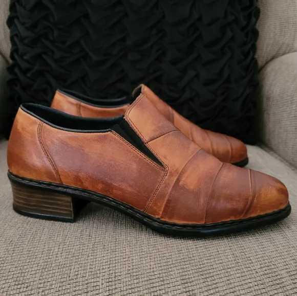 RIEKER ANTI STRESS GENUINE LEATHER DISTRESSED SLIP ON LOAFERS