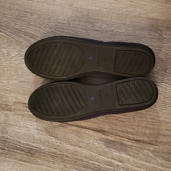 Rothy's Kids Loafer in Navy Crest