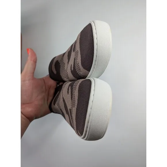 Rothy's Retired The Sneaker Slip On Taupe Camo Loafers Shoes Sneakers Size 12
