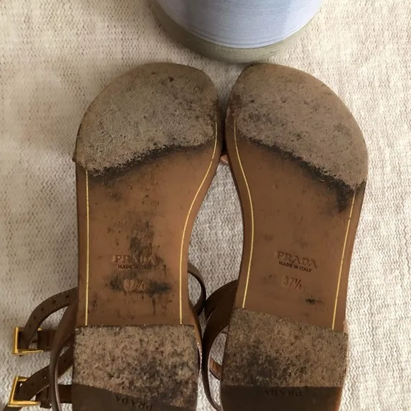 ❤️SALE❤️Prada Saffiano Leather Sandals