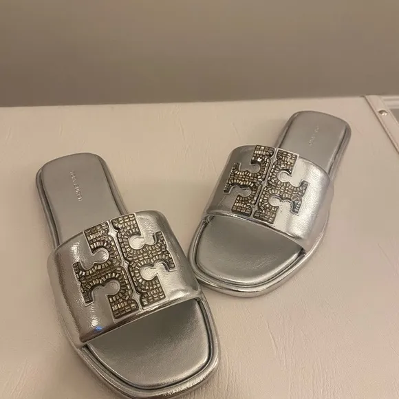 ❗️SALE❗️Tory Burch Silver Slide Sandals.