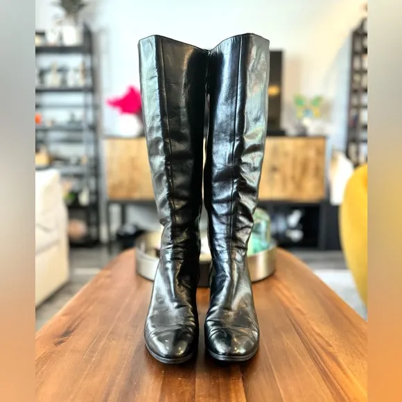Salvador Ferragamo Black Leather Heeled Calf Boots