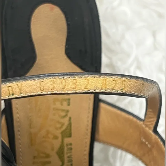 Salvatore Ferragamo Black Leather Women's Sandals size 7
