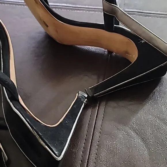 Salvatore Ferragamo Black/Silver Suede Heeled Strappy Sandals Size 10