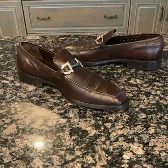 SALVATORE FERRAGAMO FLORENCE LOAFERS SIZE 10 D