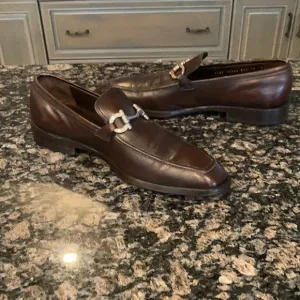 SALVATORE FERRAGAMO FLORENCE LOAFERS SIZE 10 D