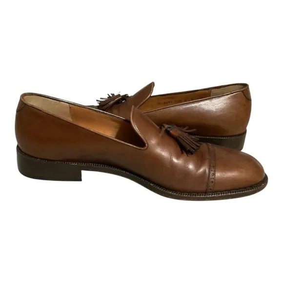 Salvatore Ferragamo Leather Loafers with Tassels Mens Size 9