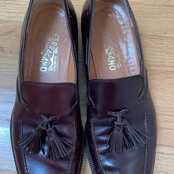 Salvatore Ferragamo Men’s Leather Loafers in Burgundy Color