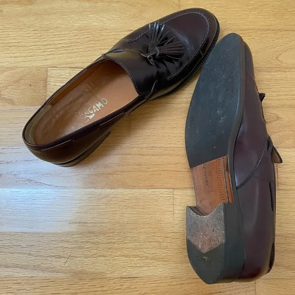 Salvatore Ferragamo Men’s Leather Loafers in Burgundy Color