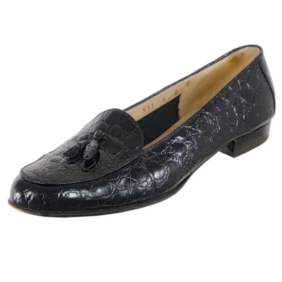 SALVATORE FERRAGAMO Tassel Loafers Flats Crocodile Embossed Sz 6 B ITALY Black